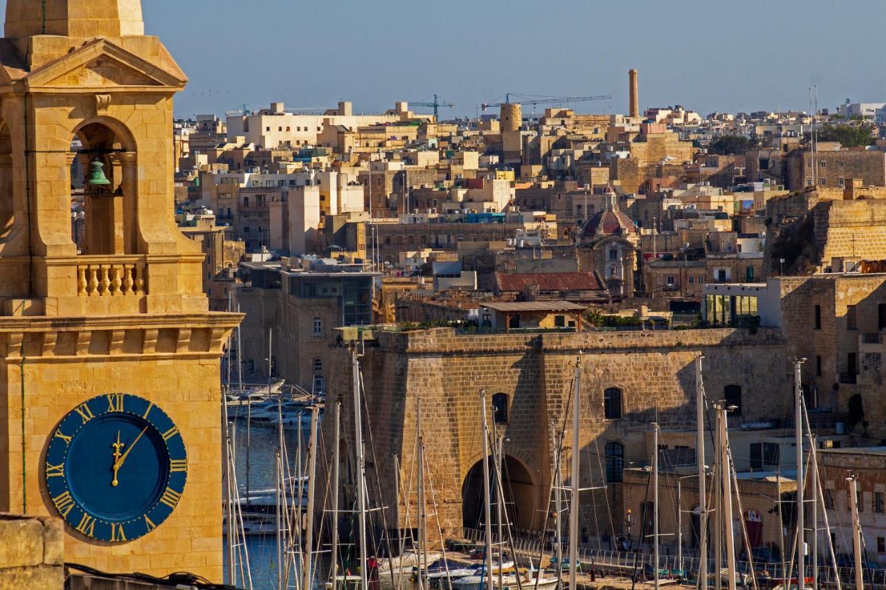 Close To Saint Angelo * Birgu